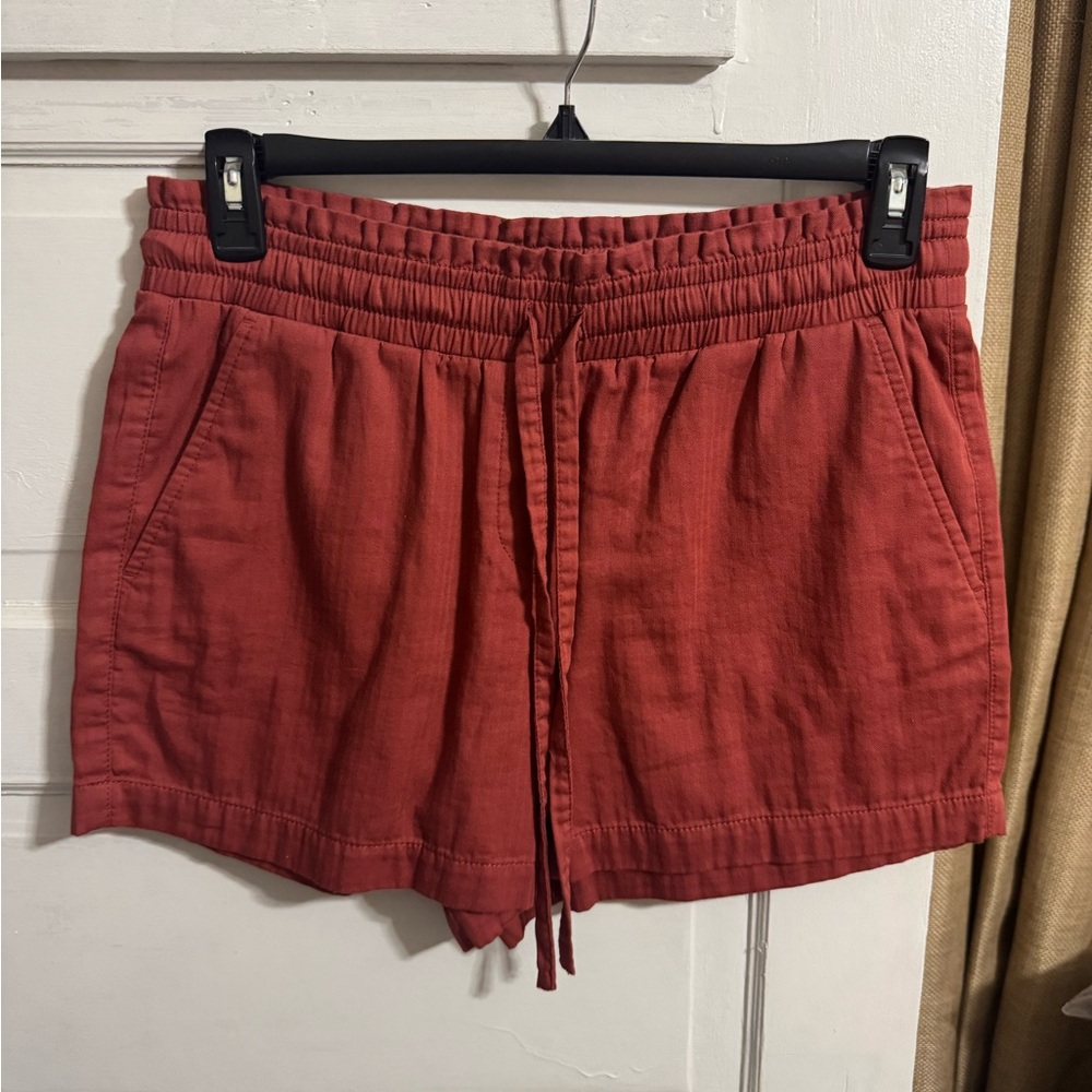 LOFT Red Women's Shorts